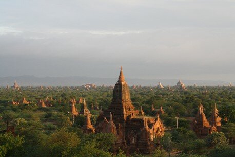 Vista del horizonte en Bagan Birmania