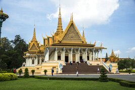 Explorando la Arquitectura de Phnom Penh