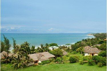 Resort de lujo, relajación en la playa Vietnam