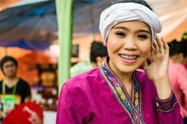 Una mujer de una tribu, minoría étnica en Chiang Mai